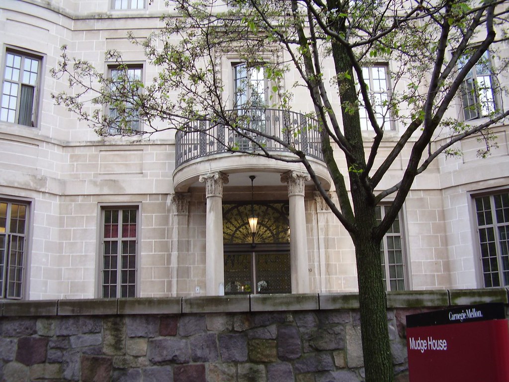 Mudge House The front of Mudge. The two wings on the side … Flickr