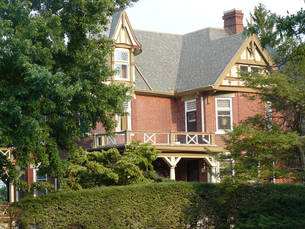 Oakwood, Ohio, south of Dayton Schantz Park Historic Distr… Flickr