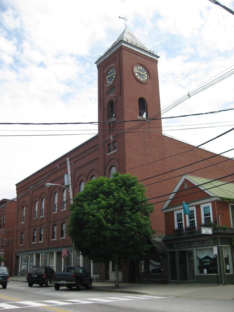 Norway, Maine (IMG_0960) Heading to a book store in Norway… Flickr