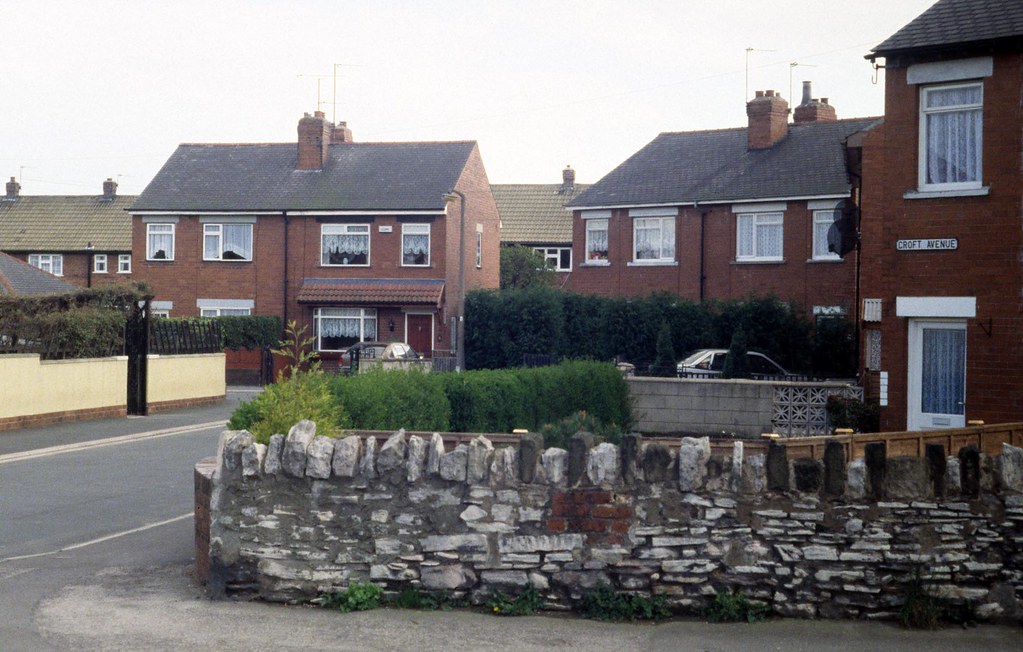 199603 410 West Yorkshire Croft Avenue, Knottingley. West … Flickr