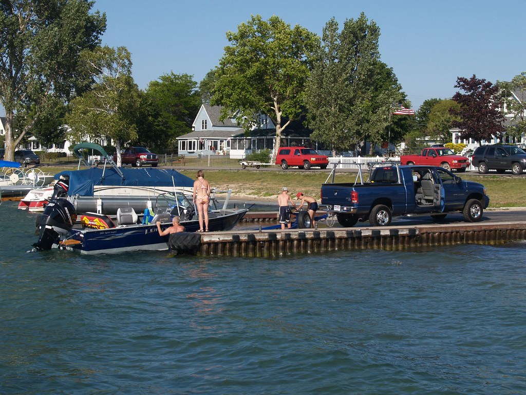 Beulah, Crystal Lake Beulah boat landing. Martin van Duijn Flickr