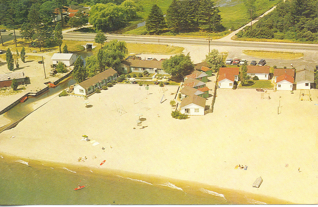 Oscoda MI Huronic Beach Resort Motel and Cottages Aerial V… Flickr