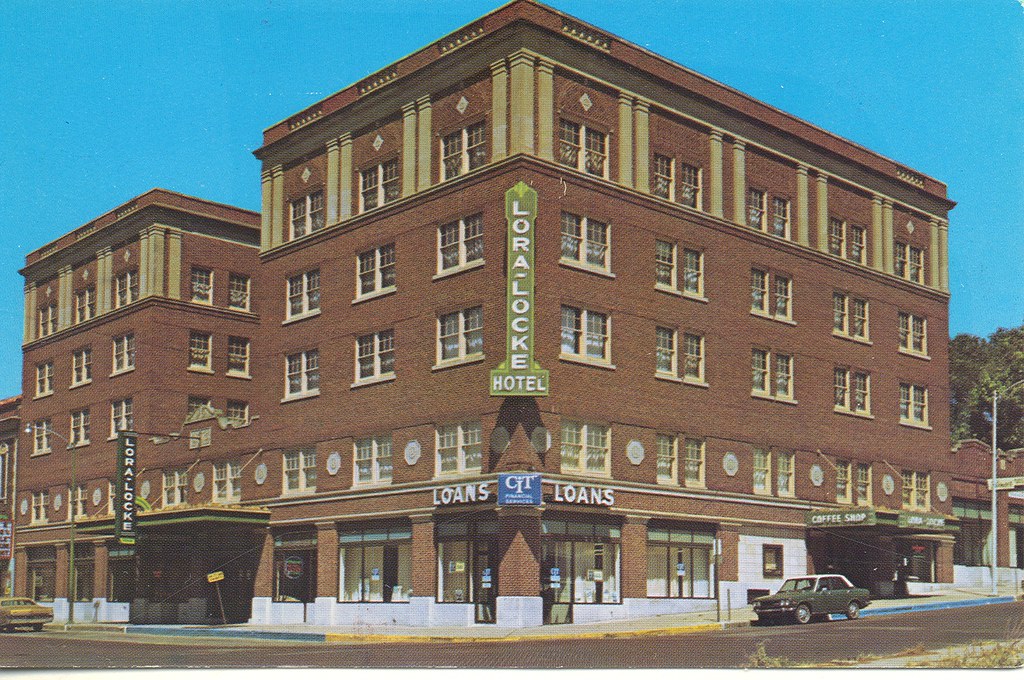 Dodge City KS Downtown View Stores & Businesses LoraLock … Flickr