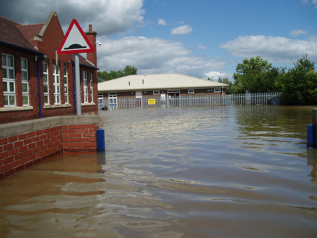 Toll Bar Primary Car Park Chris Northwood Flickr