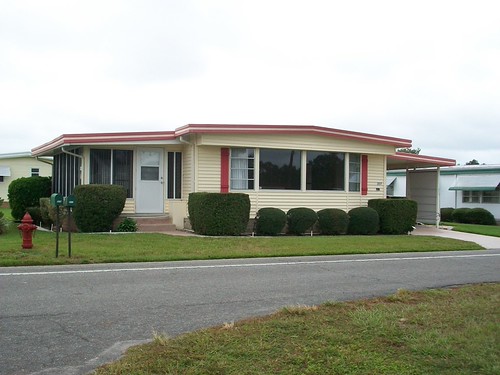 101_0608 Hawthorne at Leesburg Flickr