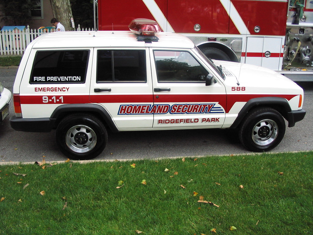 Ridgefield Park, NJ Fire Department 1998 Jeep Cherokee Chi… Flickr