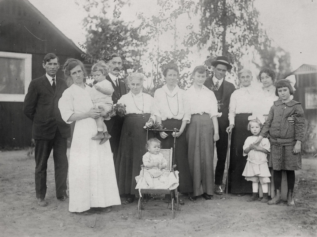Hitchcock Family From left Grafton, Lois & Edward Hitchco… Flickr