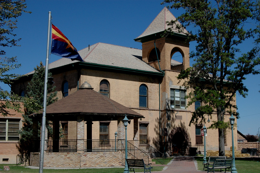 AZ, Navajo Co., Holbrook (former courthouse) Larry Flickr