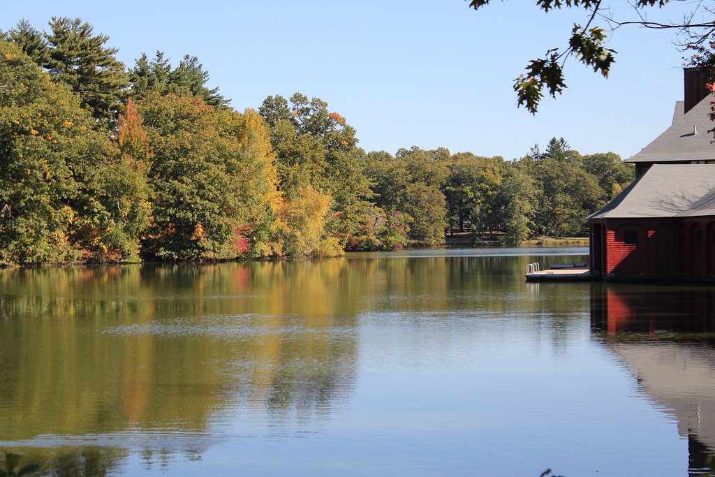 Pleasure Lake Pleasure Lake, Providence, Rhode Island. Dal… Flickr