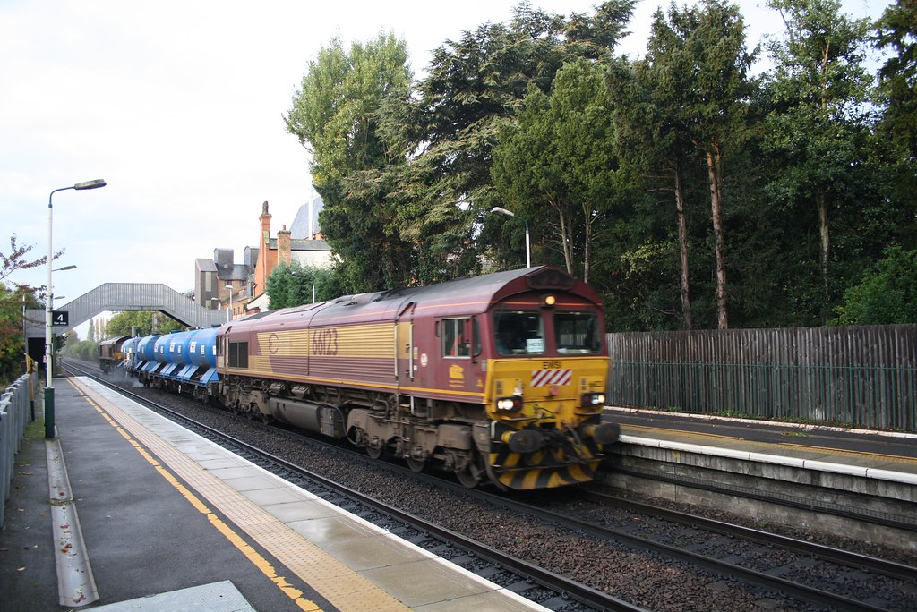 66123BEESTON 231010 seen 231010 passing Beeston EDDIE Flickr