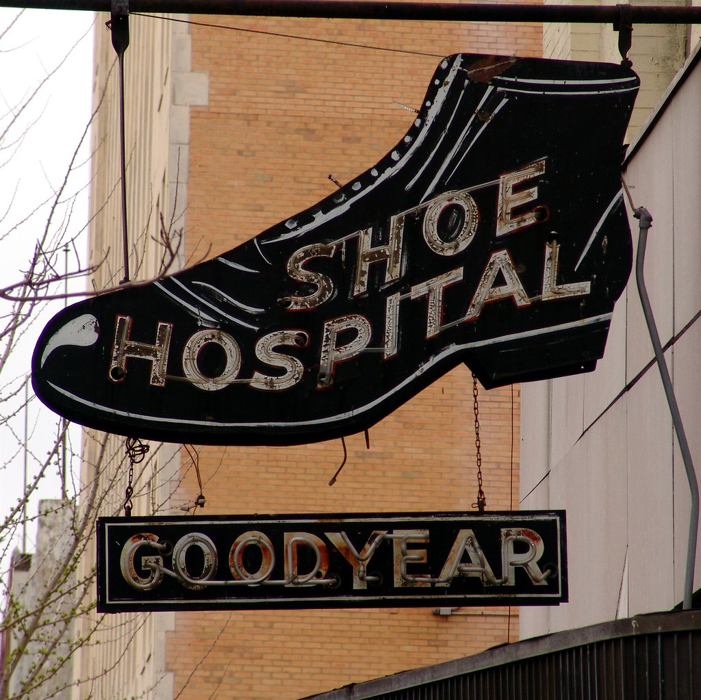 Shoe Hospital Downtown Birmingham, Alabama, USA, between 2… Flickr