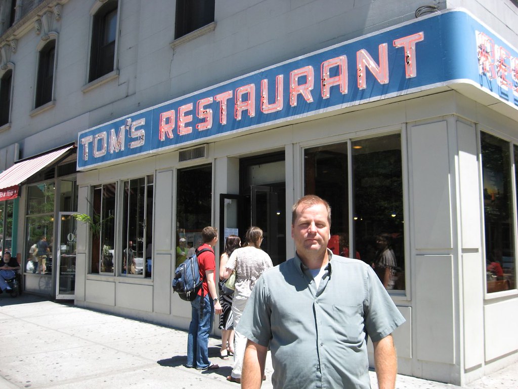 NYC Seinfeld Restaurant The restaurant from Seinfeld I… Flickr