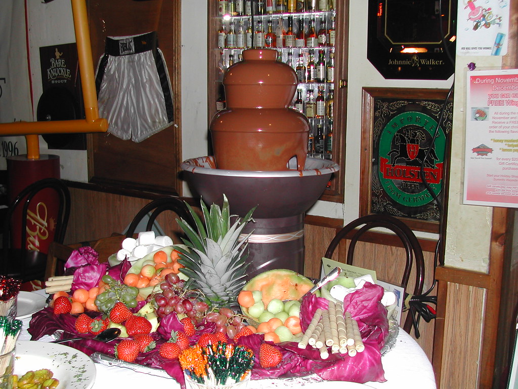 Fruits & Chocolate Fountain Fruit and chocolate founta… Flickr