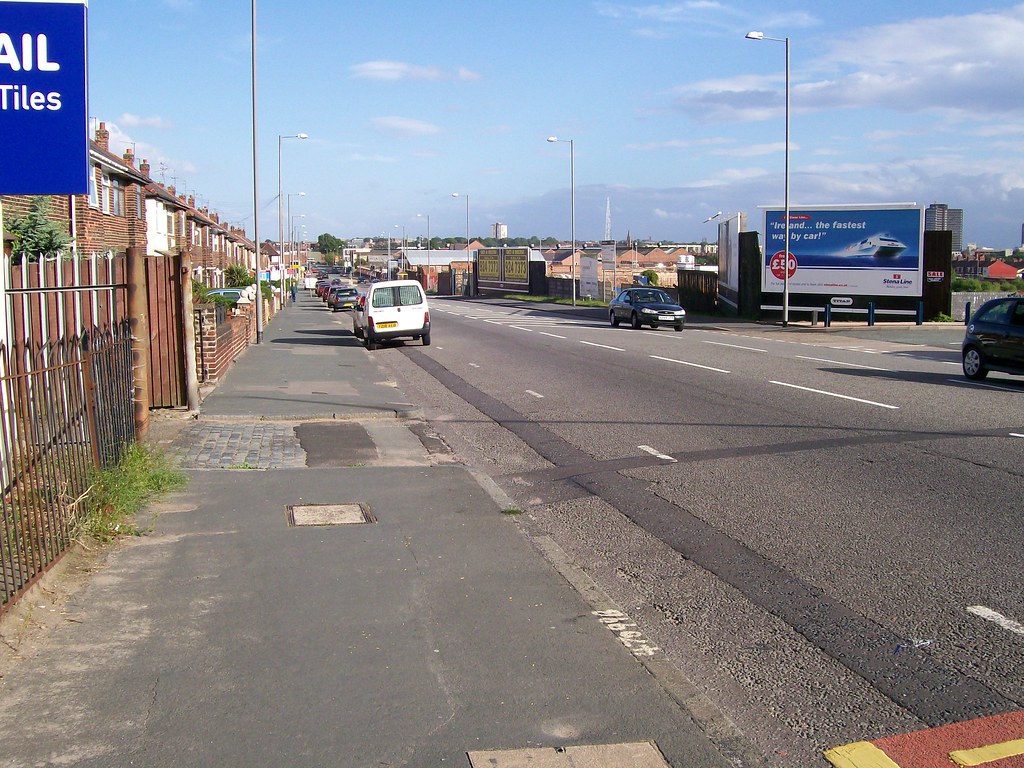 Hawthorne Road this is a massive massive road. you dont re… Flickr