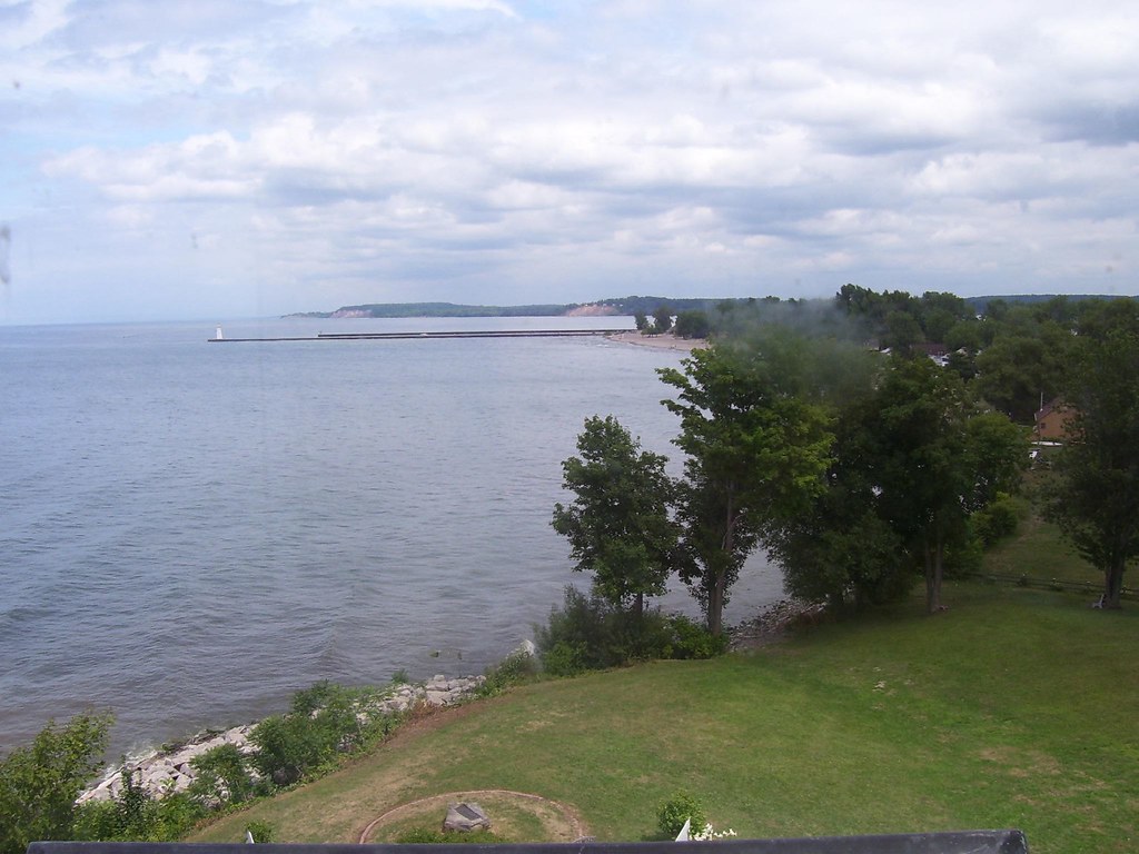 Sodus Outer (Pierhead) Light (Sodus Point, New York) Flickr