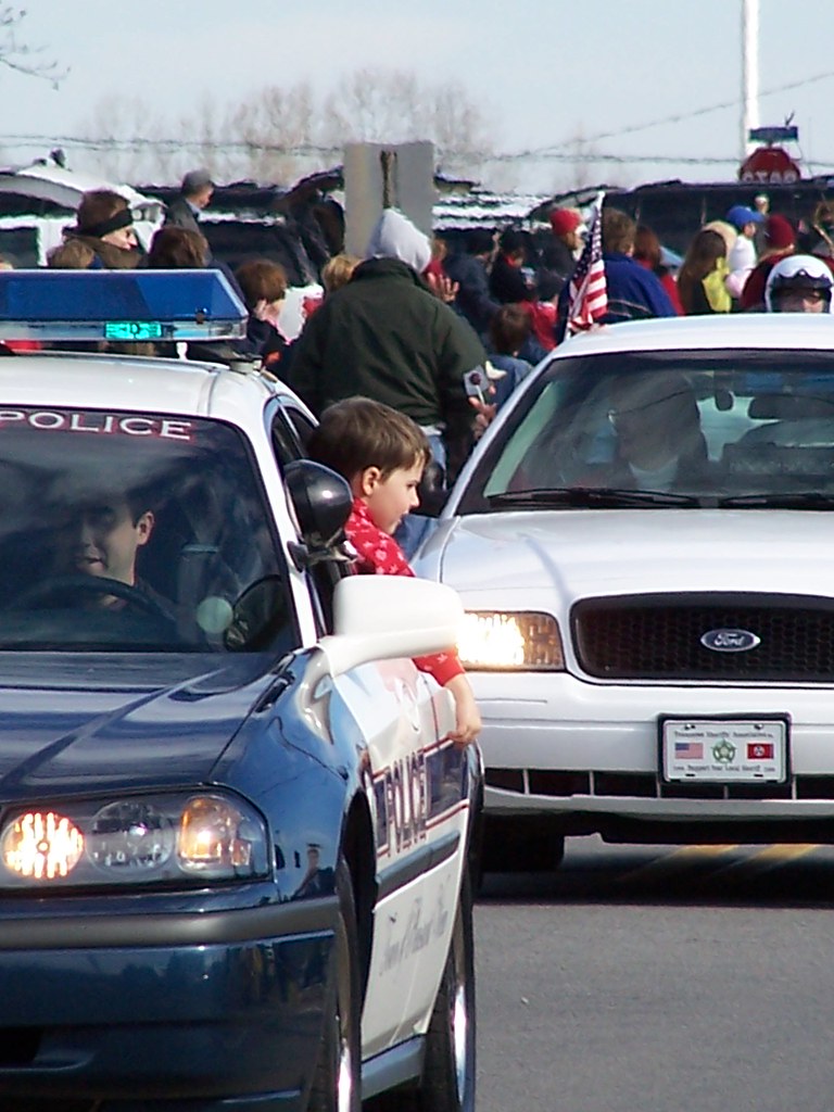 20061202_Pleasant_View_Xmas_Parade 033 Everyone gets invol… Flickr