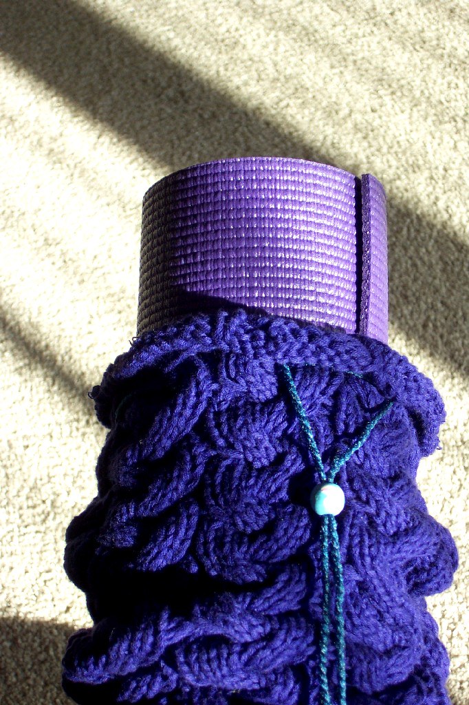 Knit yoga mat bag closeup Trying for a closeup of the b… Flickr