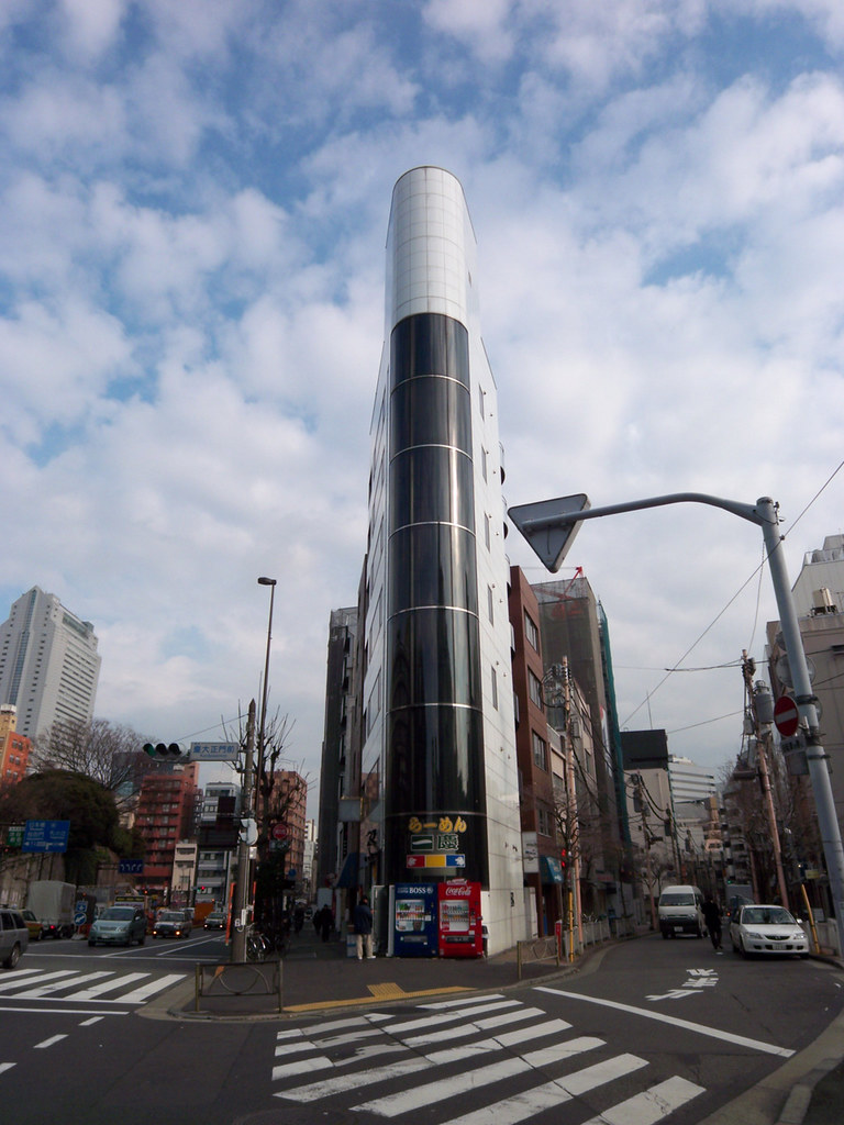 Very Thin Building Real estate is very expensive in Japan … Flickr