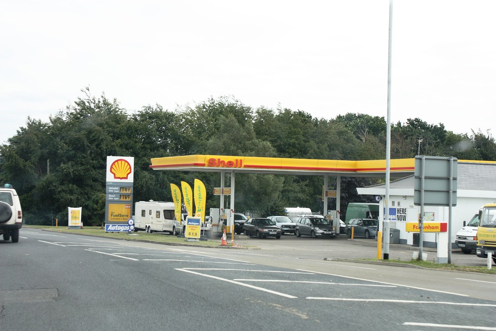 Shell, Fakenham Norfolk 2010. EYBusman Flickr