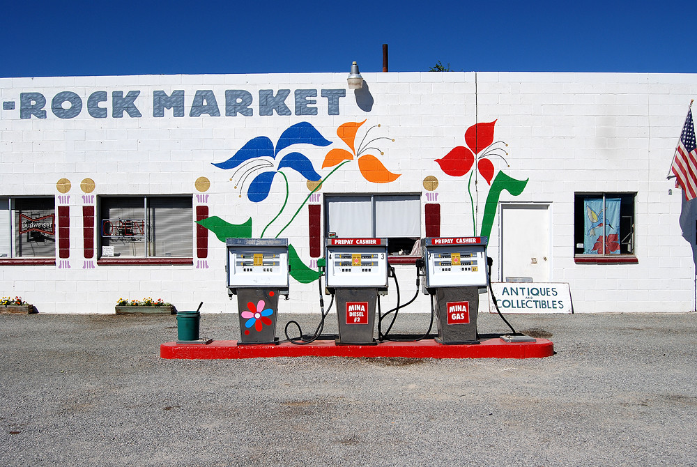 Gas Station Mina, Nevada Roadsidepictures Flickr