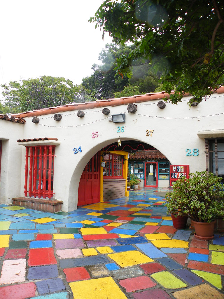 SPANISH VILLAGE ART CENTER Colorful entryway to Artist Stu… Flickr