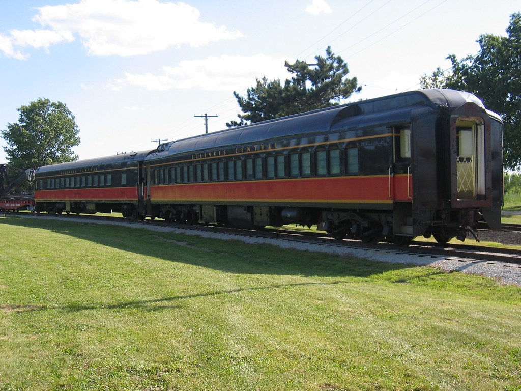 Illinois Central Passenger Cars IC's Carondelet and 2920 a… Flickr