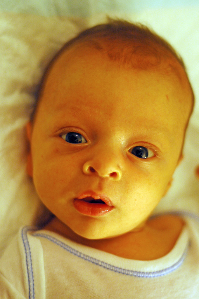 Beau bébé J'ai 1 mois et 15 jours. Sur cette photos il