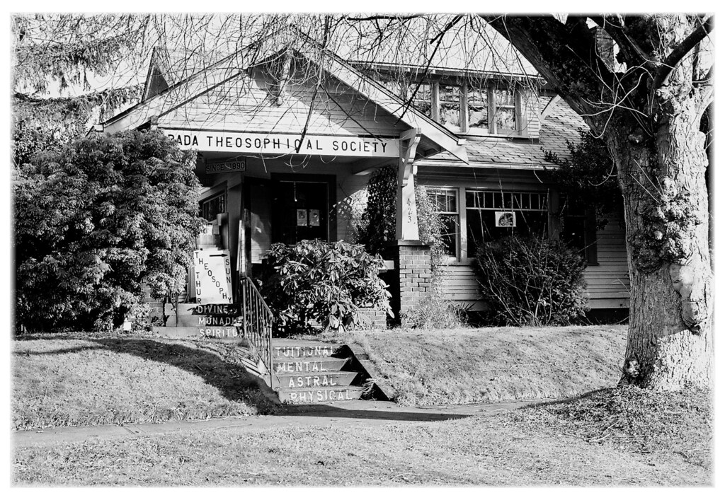 J street theosophy house 123106 clark Flickr