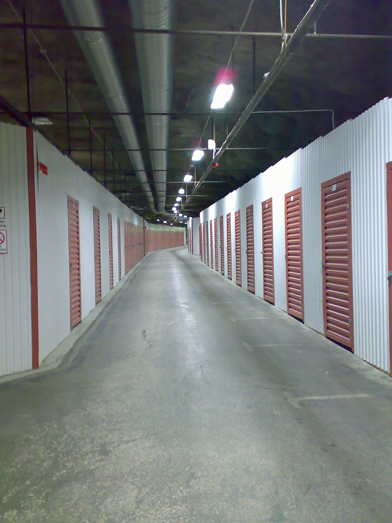 20070128J Self storage. Such a joyful place... Heinrock Flickr