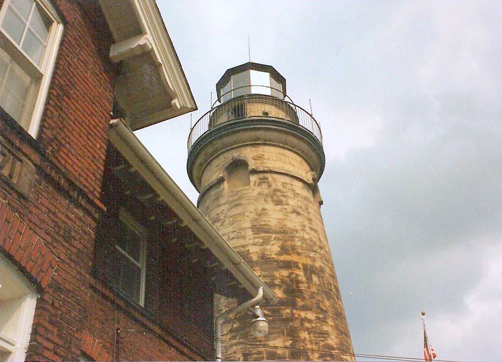 Fairport Harbor Lighthouse Fairport Harbor Lighthouse, Fai… Flickr