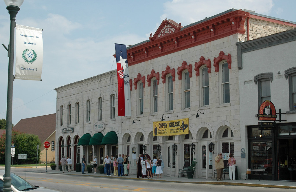 Granbury, Texas Town square in Granbury, Texas stevesheriw Flickr