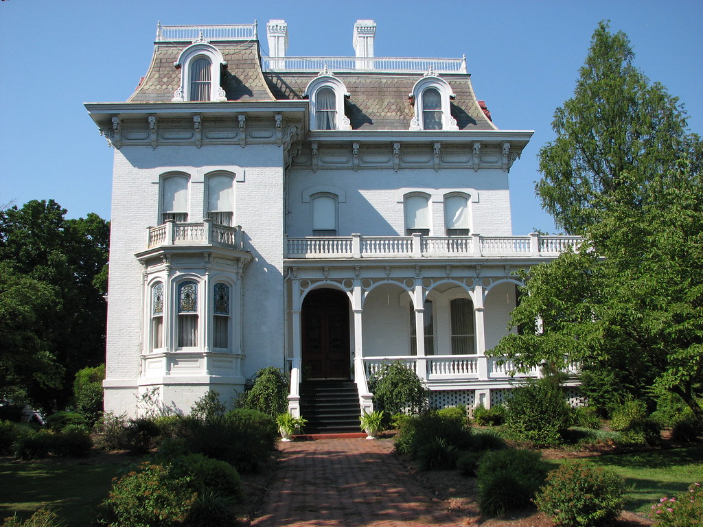 IMG_0199 Riverlore Mansion, Cairo IL Diane McCarthy Flickr