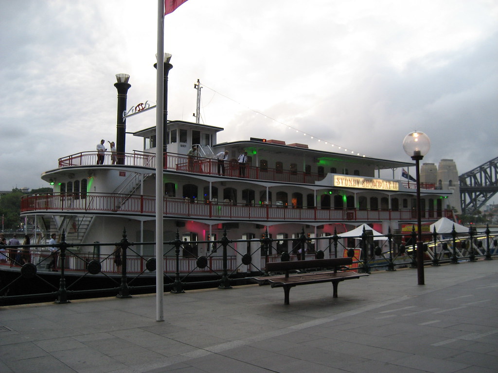 Paddle Boat Restaraunt Paddle boat restaraunt at the Circu… Flickr