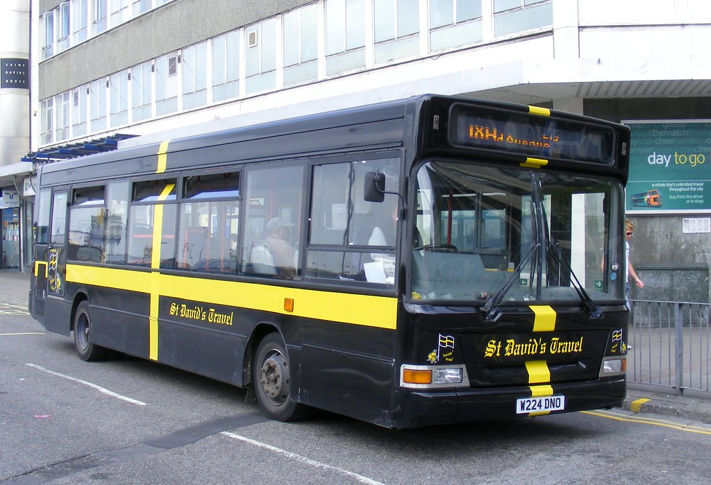 St Davids Travel . W224DNO . Cardiff City Centre . 05thMay… Flickr
