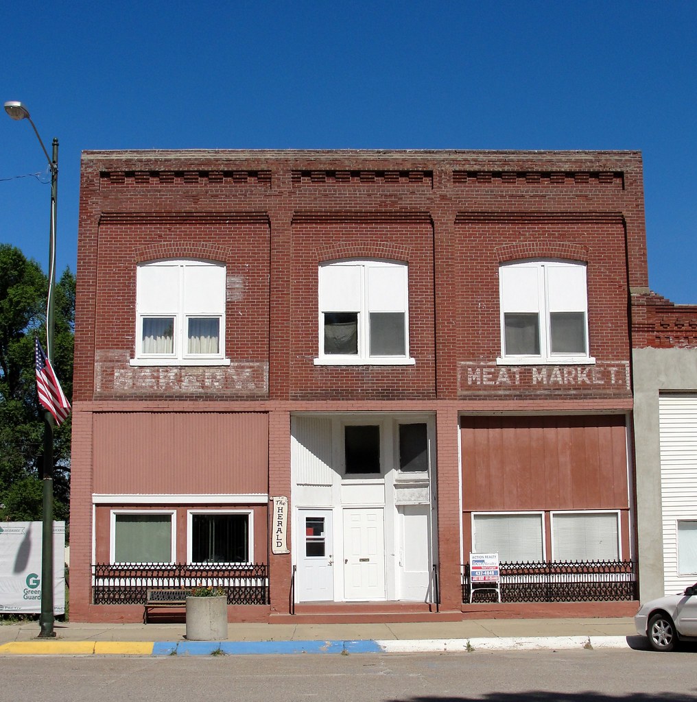 Small town ghosts Seymour, Iowa Ghost signs from the day… Flickr