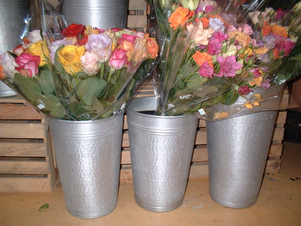 Fresh flowers Fresh flowers on sale at the San Francisco W… Flickr