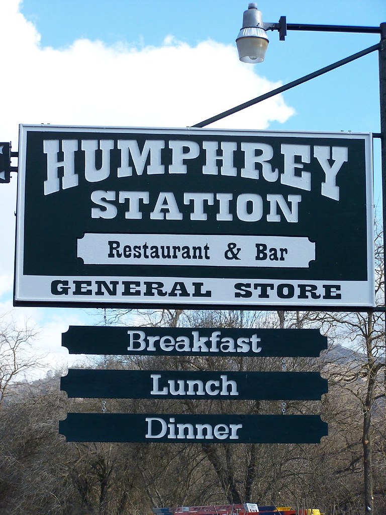Humphrey Station restaurant 1Flatworld Flickr