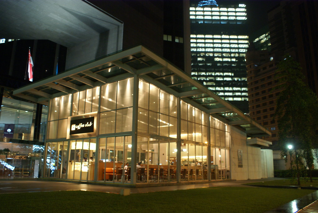 Coffee Club at Raffles Place at Night alex.ch Flickr
