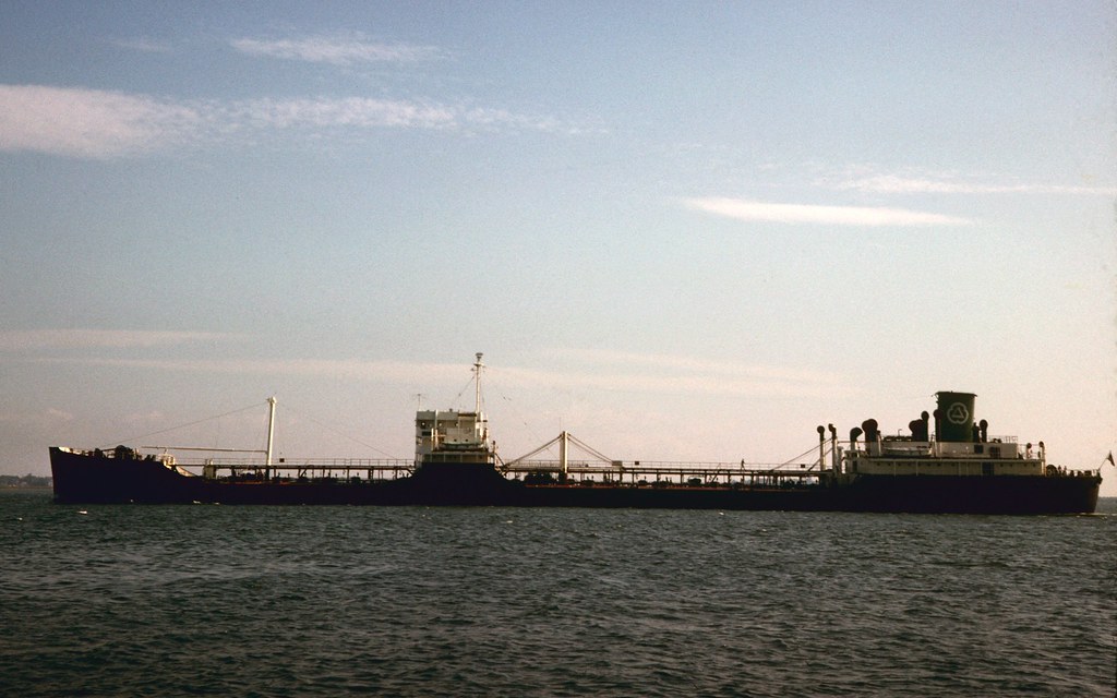 19620900S27 Cities Service tanker entering Boston Sep 196… Flickr