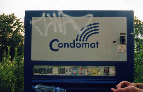 condomat silkylemur Flickr