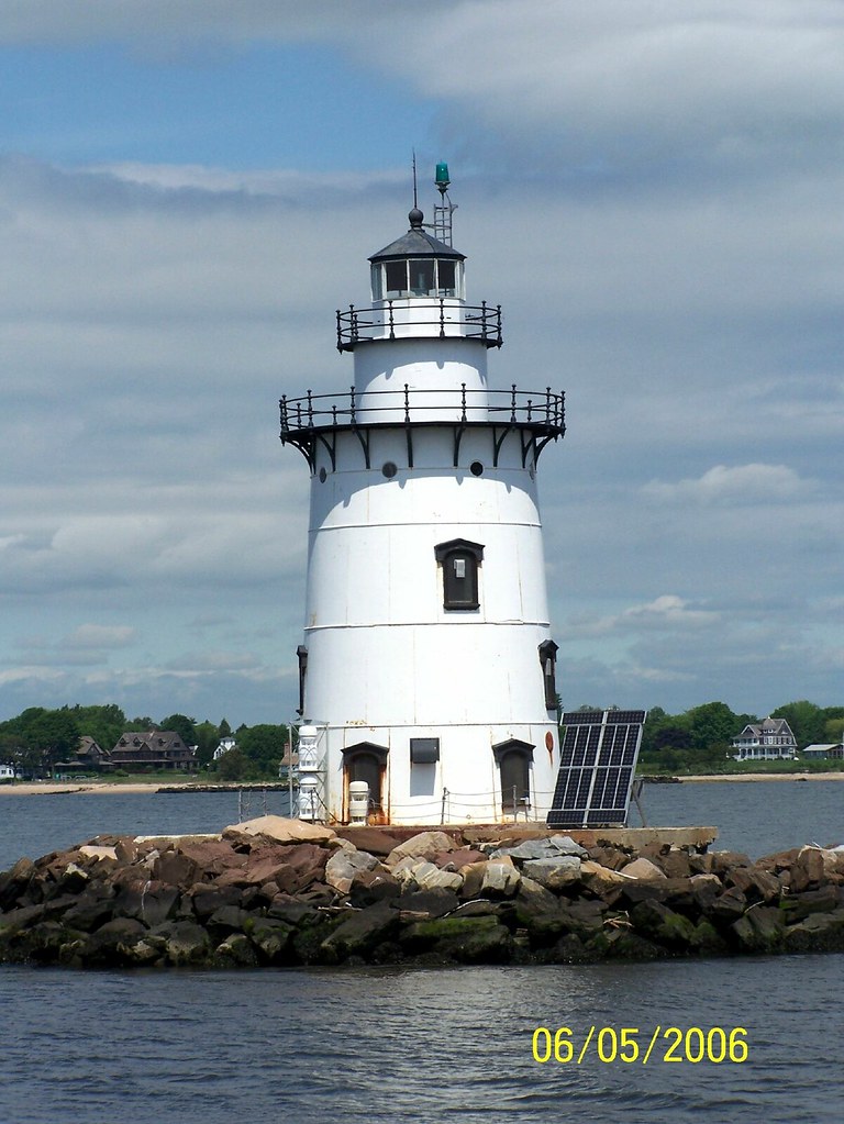 Saybrook Breakwater Lighthouse, CT Saybrook Breakwater Lig… Flickr