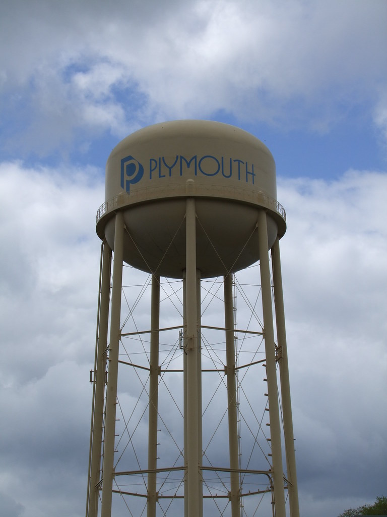 Plymouth, MN water tower Shannon Flickr