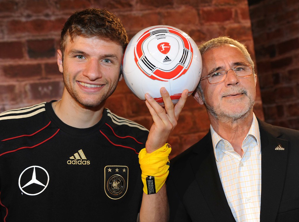 Müller Gerd . Torfabrik Launch Thomas Muller Und Gerd Muller Thomas Mul Flickr