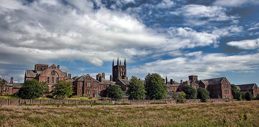 The Moor Hospital, Lancaster. A walk around the perimeter … Flickr