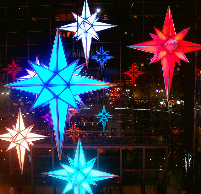 Christmas lightshow at TimeWarner Center a photo on Flickriver