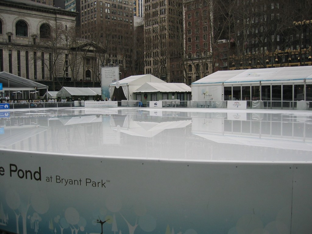 Ice rink melting Free ice rink near Times Square noone'… Flickr