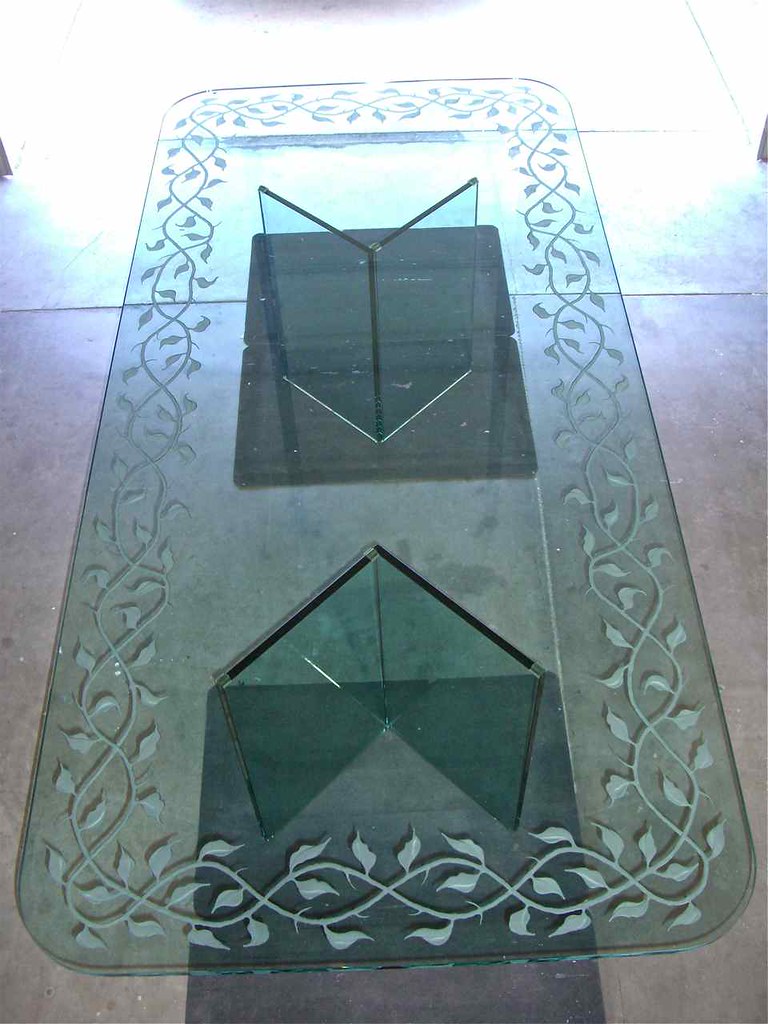 glass dining table top carved etched decoratie vines leaves 1 a