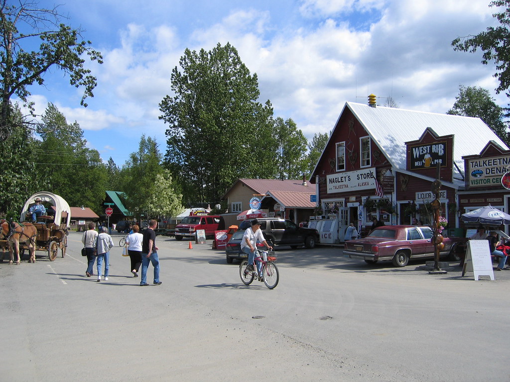Day 8 Downtown Talkeetna The tiny downtown in Talkeetna i… Flickr