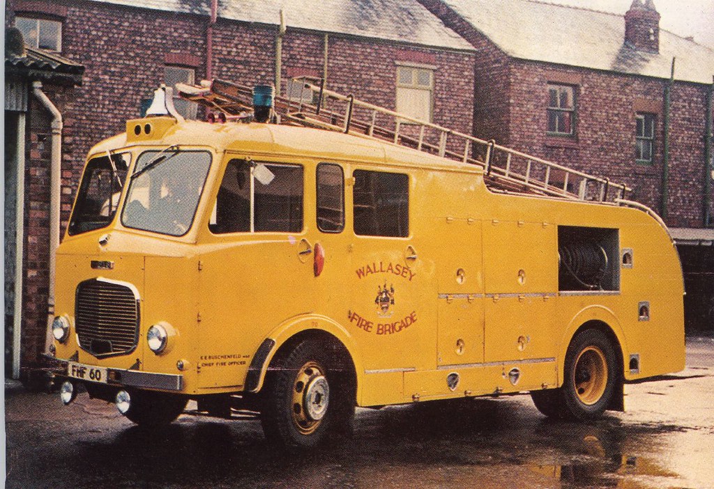 Yellow Fire Engines in Wallasey | Before 1974 there were 140… | Flickr
