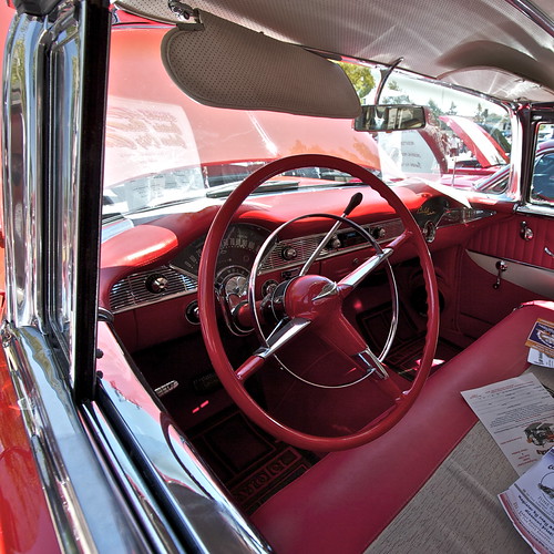 2010 Culver City Auto Show spins LPs Flickr
